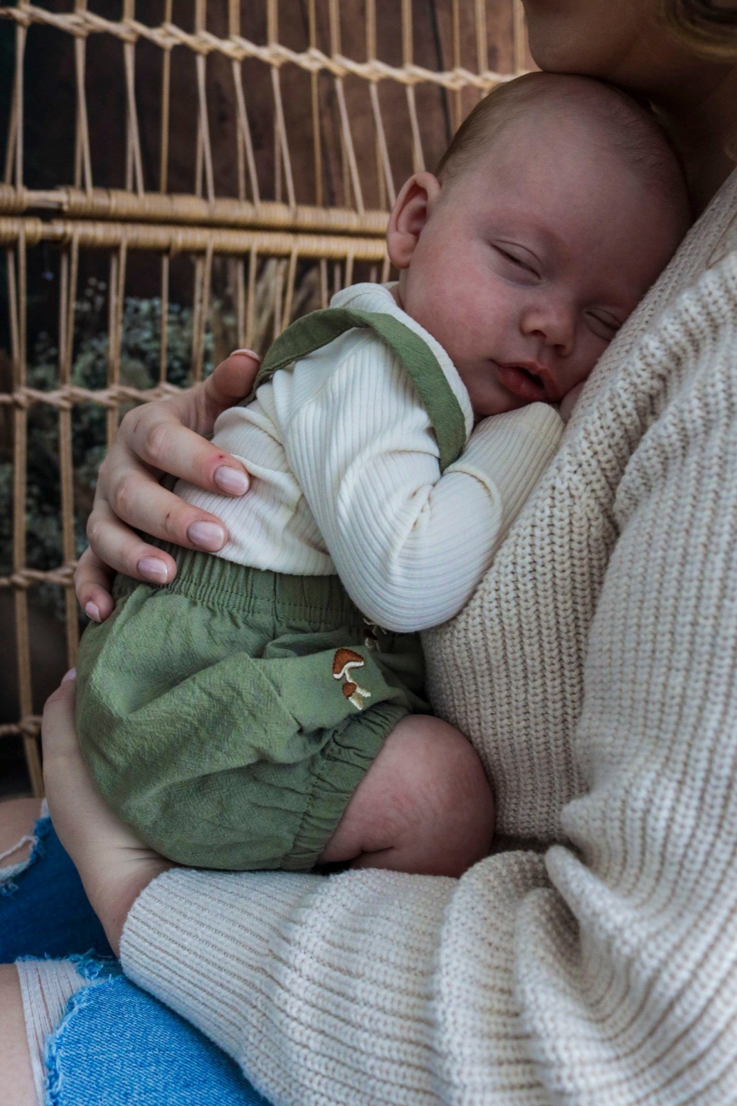 Maternity & Newborn photography by LeAnn Kay — photo 14
